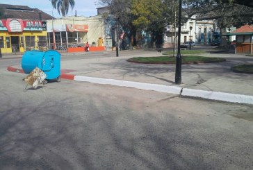 Modifican zonas de estacionamientos en el entorno de Plaza Artigas