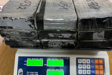 Dos hombres condenados y enviados a prisión al ser detenidos con más de 9 kilogramos de cocaína luego de ingresar por el puente Gral. Artigas